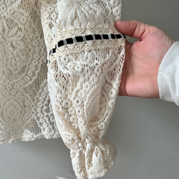 NWT Mazik Lace Blouse size small - Picture 6 of 10